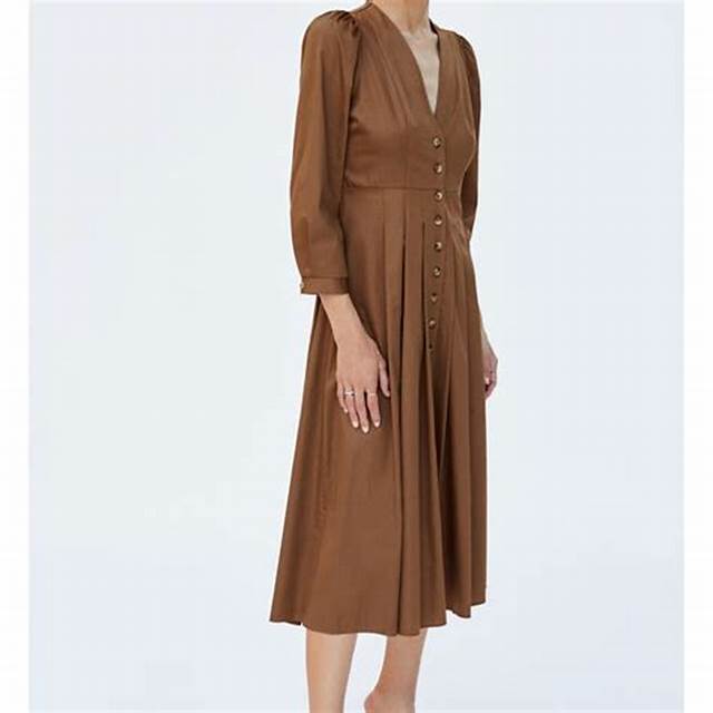 Zara Dresses: Contemporary Elegance, Effortless Style Redefined